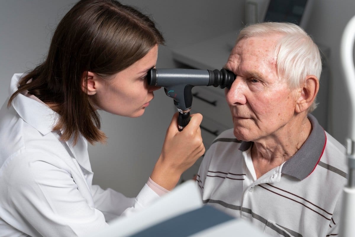 Katarakt ameliyatı sonrası iyileşme süreci ve nelere dikkat edilmeli?